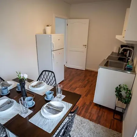 15 By Berti's Apartman *